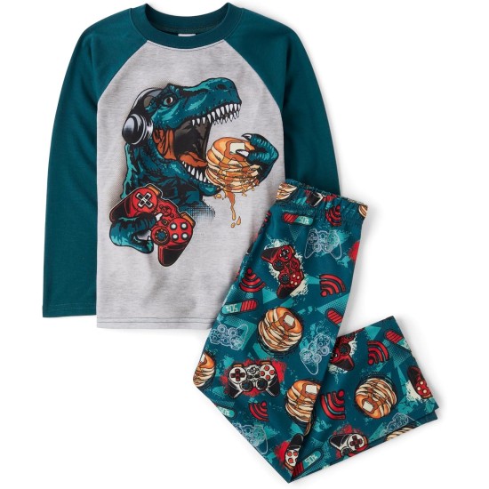 Das 2-teilige Pyjama-Set aus langärmeligem Oberteil und Hose von Children's Place für Jungen