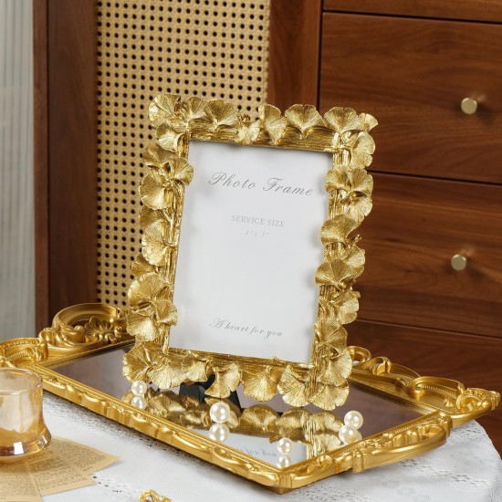 Cuspin 5x7 Bilderrahmen, Vintage-verzierter goldfarbener Harzrahmen mit Glasfront, Ginkgoblatt-strukturierter Fotorahmen zum Aufhängen an der Wand oder als Tischdekoration, Retro-Design-Heimdekor-Geschenk Cuspin 5x7 Bilderrahmen, Vintage-verzierter goldfarbener Harzrahmen mit Glasfront, Ginkgoblatt-strukturierter Fotorahmen zum Aufhängen an der Wand oder als Tischdekoration, Retro-Design-Heimdekor-Geschenk