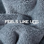 UGG Whitecap Fleece-Überwurfdecke, gemütlicher Plüschüberwurf für Couch oder Bett, luxuriöse Heimdekoration für Wohnzimmer, ultraweiche Decken, maschinenwaschbar, 50 Zoll x 70 Zoll, Denimblau UGG Whitecap Fleece-Überwurfdecke, gemütlicher Plüschüberwurf für Couch oder Bett, luxuriöse Heimdekoration für Wohnzimmer, ultraweiche Decken, maschinenwaschbar, 50 Zoll x 70 Zoll, Denimblau